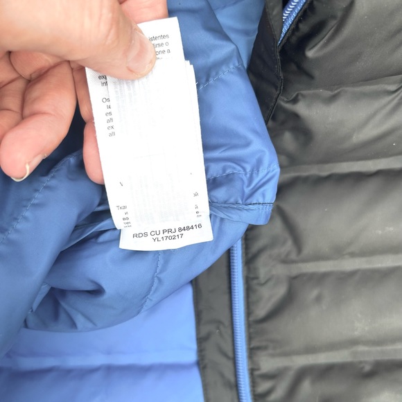 Columbia mens Powder Lite Jacket black with blue trimming - Picture 10 of 11